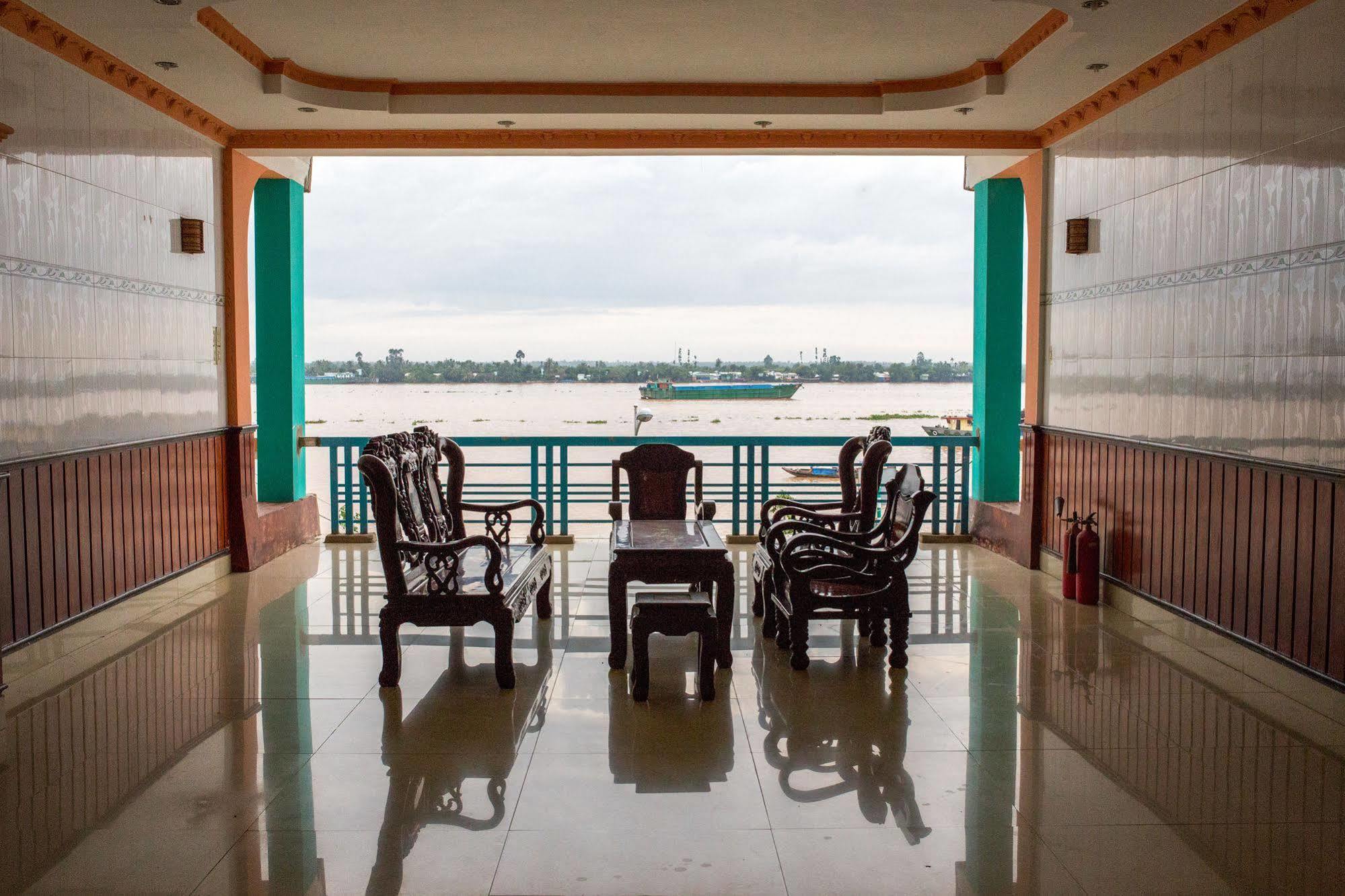 Rang Dong Hotel Mỹ Tho Esterno foto
